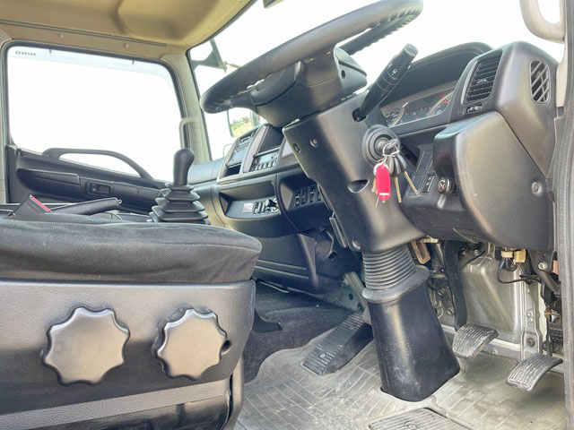 日野レンジャーアルミウイング中型（4t）[写真34]