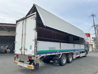 UDトラックスクオン冷蔵冷凍ウイング大型（10t）[写真05]