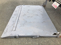 三菱ふそうキャンター冷凍車（冷蔵車）小型（2t・3t）[写真17]