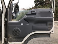 いすゞエルフダブルキャブ（Wキャブ）小型（2t・3t）[写真22]