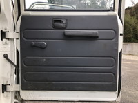 いすゞエルフダブルキャブ（Wキャブ）小型（2t・3t）[写真24]