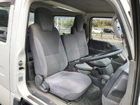 いすゞエルフダブルキャブ（Wキャブ）小型（2t・3t）[写真28]