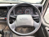 いすゞエルフダブルキャブ（Wキャブ）小型（2t・3t）[写真32]