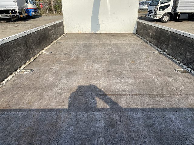 いすゞエルフクレーン3段小型（2t・3t）[写真13]