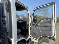 いすゞエルフクレーン3段小型（2t・3t）[写真15]