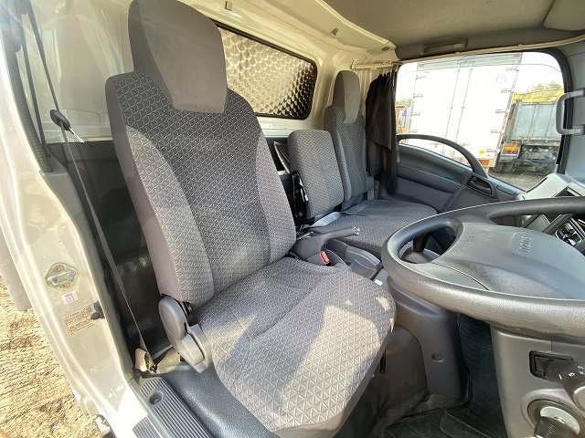 いすゞエルフクレーン3段小型（2t・3t）[写真18]