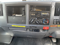 いすゞエルフクレーン3段小型（2t・3t）[写真21]