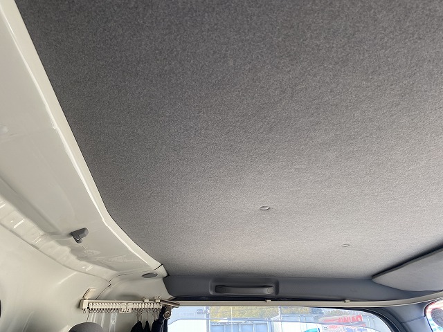 いすゞエルフクレーン3段小型（2t・3t）[写真24]