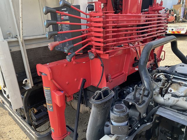 いすゞエルフクレーン3段小型（2t・3t）[写真29]