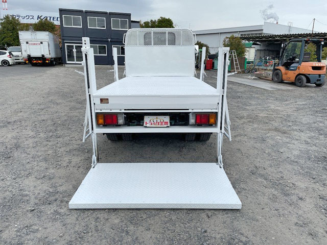 いすゞエルフ平ボディ小型（2t・3t）[写真10]