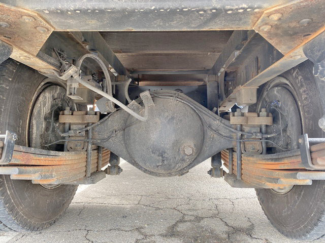 いすゞエルフ平ボディ小型（2t・3t）[写真24]