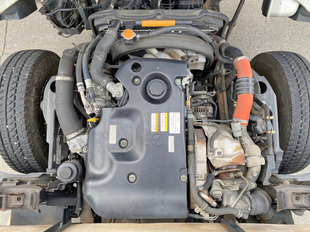 いすゞエルフ平ボディ小型（2t・3t）[写真27]