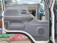 いすゞエルフ平ボディ小型（2t・3t）[写真29]