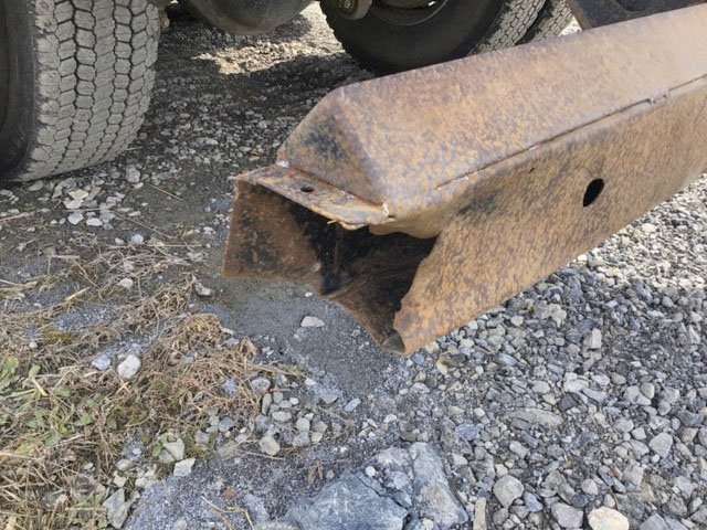 三菱ふそうスーパーグレートダンプ大型（10t）[写真24]