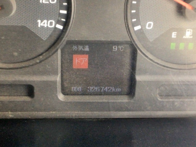 三菱ふそうスーパーグレートダンプ大型（10t）[写真28]