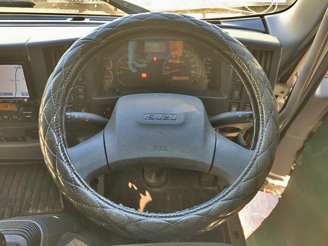 いすゞフォワードクレーン5段中型（4t）[写真31]