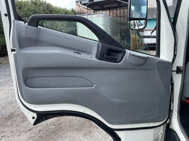 日野デュトロセーフティローダー小型（2t・3t）[写真24]