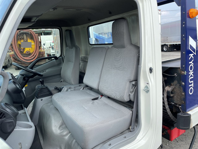 日野デュトロセーフティローダー小型（2t・3t）[写真26]