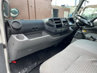 日野デュトロセーフティローダー小型（2t・3t）[写真28]