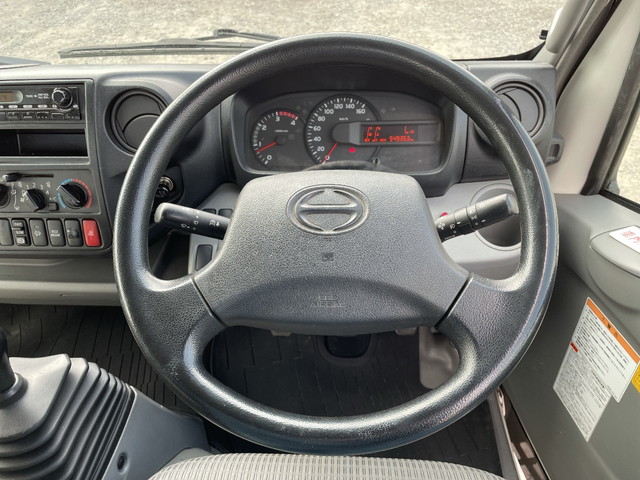 日野デュトロセーフティローダー小型（2t・3t）[写真31]