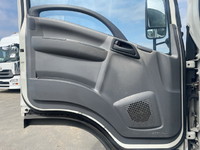 いすゞエルフ冷凍車（冷蔵車）小型（2t・3t）[写真23]