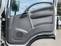 いすゞエルフ冷凍車（冷蔵車）小型（2t・3t）[写真24]