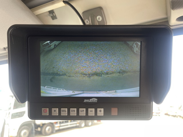 いすゞエルフ冷凍車（冷蔵車）小型（2t・3t）[写真36]