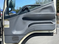 三菱ふそうキャンターアルミバン小型（2t・3t）[写真24]