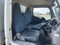 三菱ふそうキャンターアルミバン小型（2t・3t）[写真26]