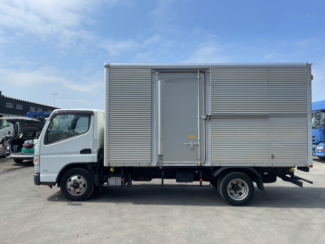 三菱ふそうキャンターアルミバン小型（2t・3t）[写真05]