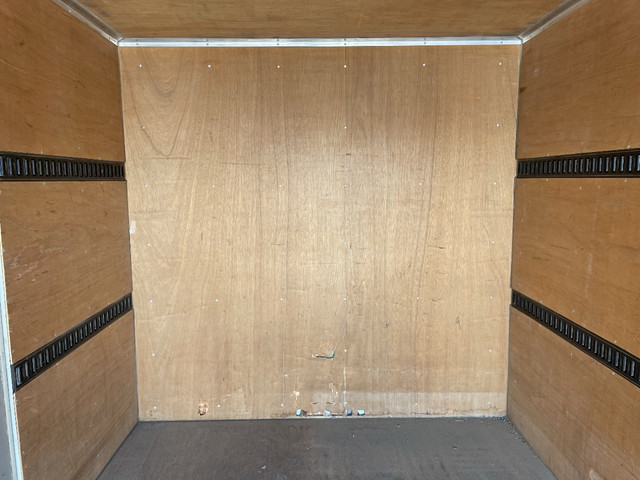 三菱ふそうキャンターアルミバン小型（2t・3t）[写真12]