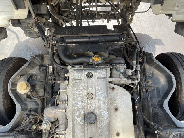 三菱ふそうキャンターアルミバン小型（2t・3t）[写真21]