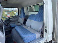 三菱ふそうキャンターアルミバン小型（2t・3t）[写真25]