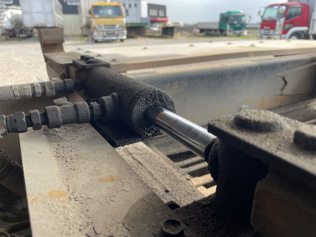 いすゞギガコンテナ専用車大型（10t）[写真11]