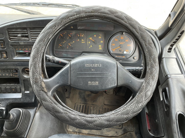 いすゞギガコンテナ専用車大型（10t）[写真30]