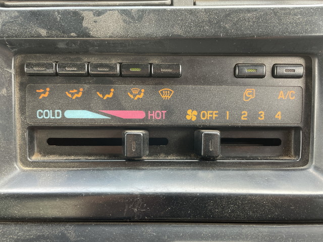 いすゞギガコンテナ専用車大型（10t）[写真32]