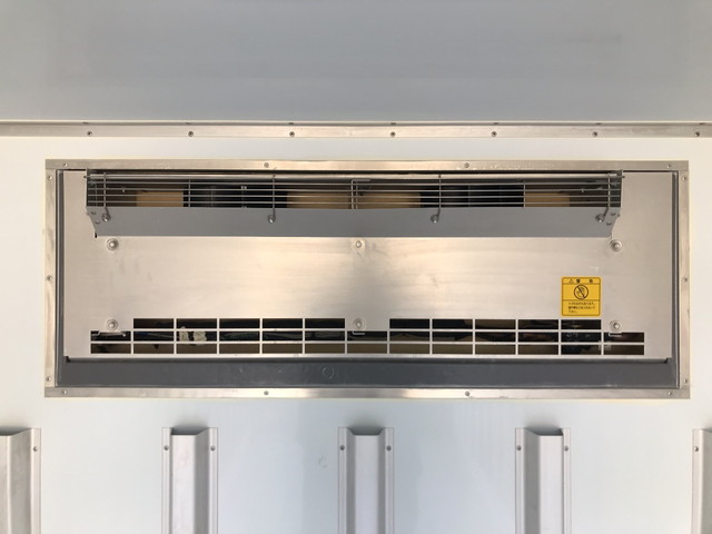 いすゞエルフ冷凍車（冷蔵車）小型（2t・3t）[写真13]