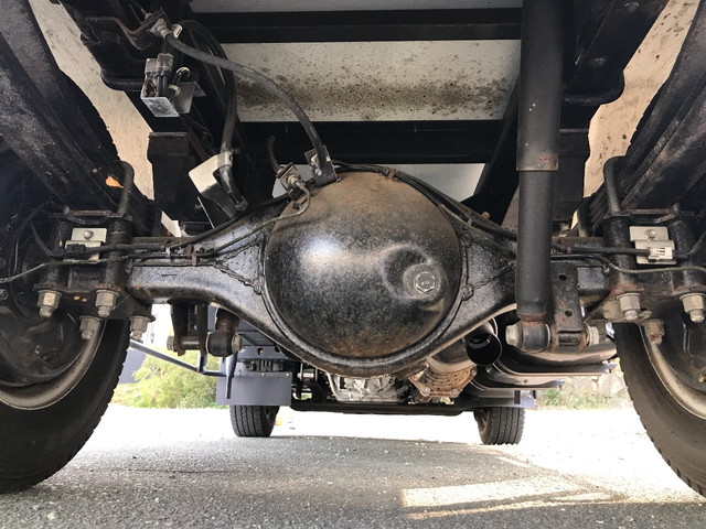 いすゞエルフ冷凍車（冷蔵車）小型（2t・3t）[写真21]