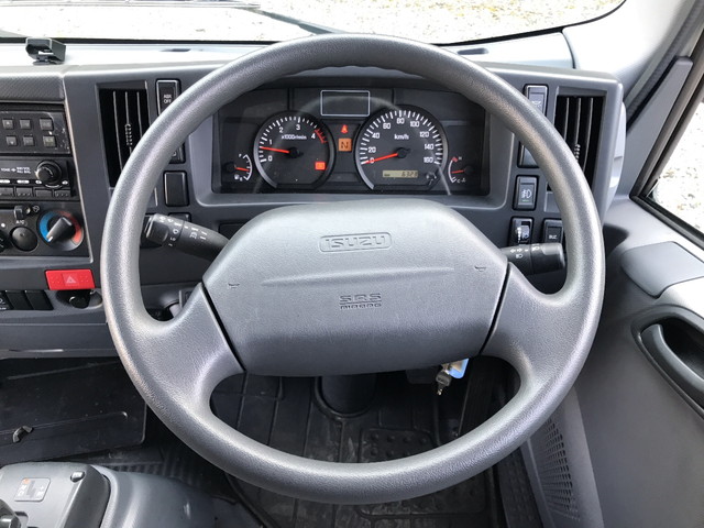 いすゞエルフ冷凍車（冷蔵車）小型（2t・3t）[写真31]