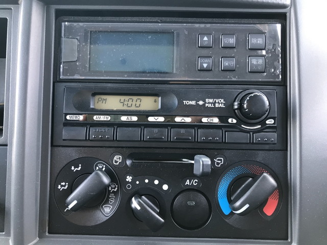 いすゞエルフ冷凍車（冷蔵車）小型（2t・3t）[写真33]