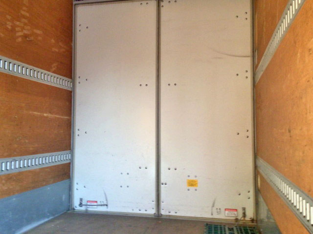 いすゞエルフアルミバン小型（2t・3t）[写真12]