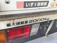 いすゞエルフアルミバン小型（2t・3t）[写真06]