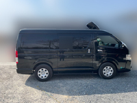 トヨタハイエースバン小型（2t・3t）[写真02]