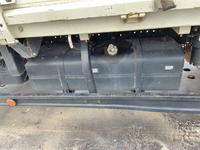 三菱ふそうキャンター平ボディ小型（2t・3t）[写真15]