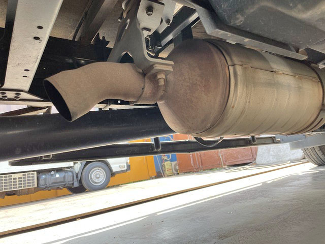 三菱ふそうキャンター平ボディ小型（2t・3t）[写真19]