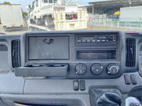 三菱ふそうキャンター平ボディ小型（2t・3t）[写真34]