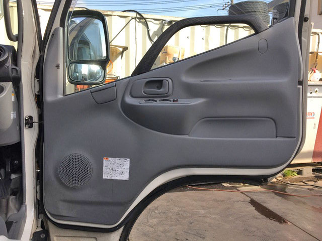 トヨタダイナアルミバン小型（2t・3t）[写真32]