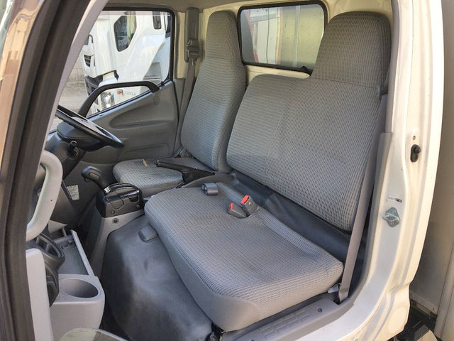 トヨタダイナアルミバン小型（2t・3t）[写真34]