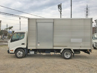 トヨタダイナアルミバン小型（2t・3t）[写真05]