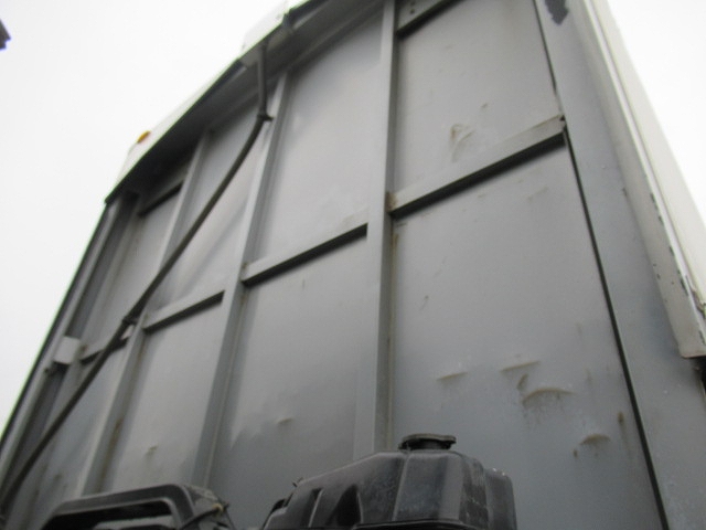 日野プロフィアアルミウイング大型（10t）[写真37]